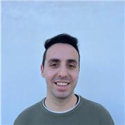 Licenciado en administración y dirección de empresas y superior en administración y finanzas